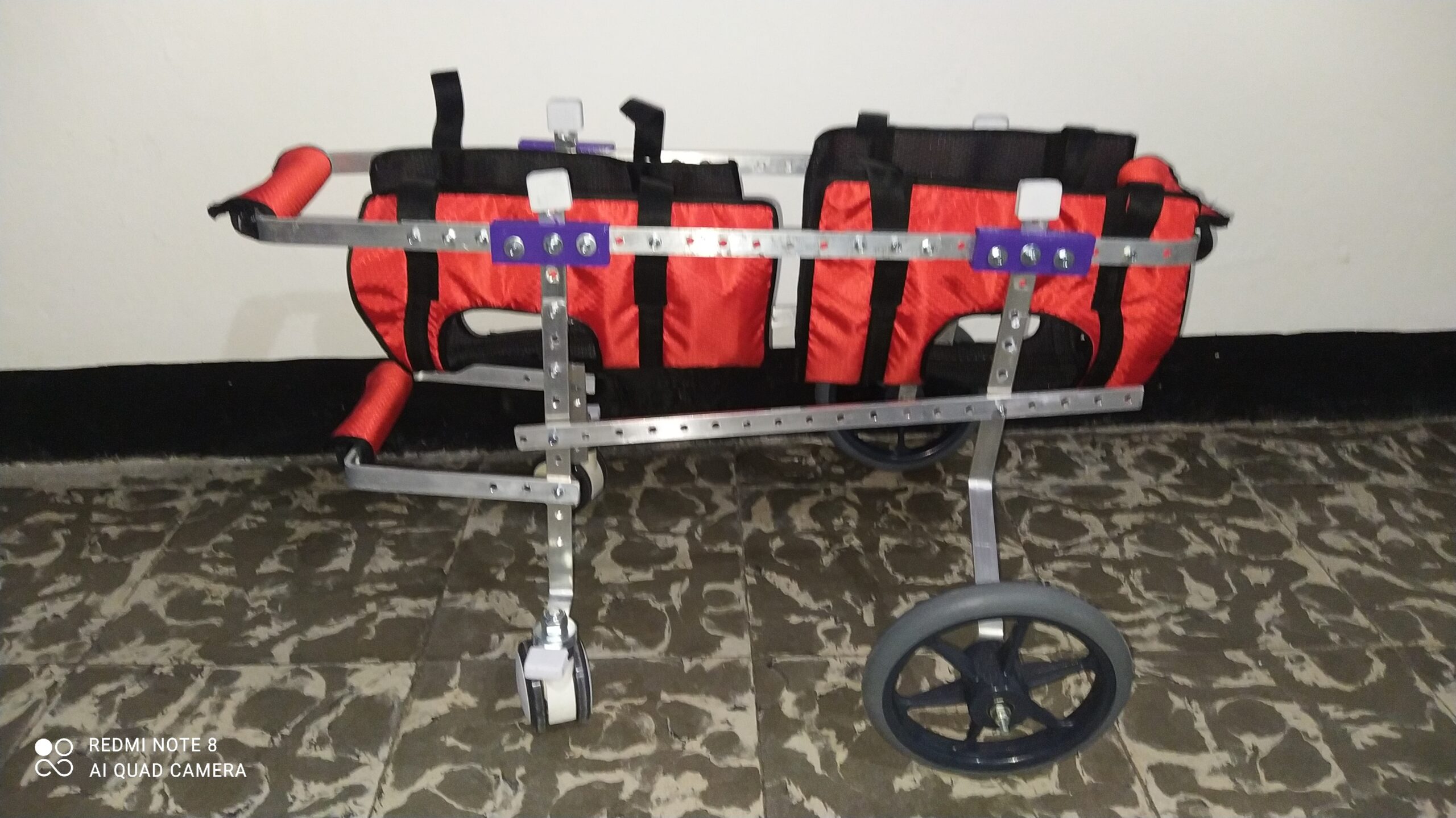 SILLA DE RUEDAS INTEGRAL MEDIANA 20 KG